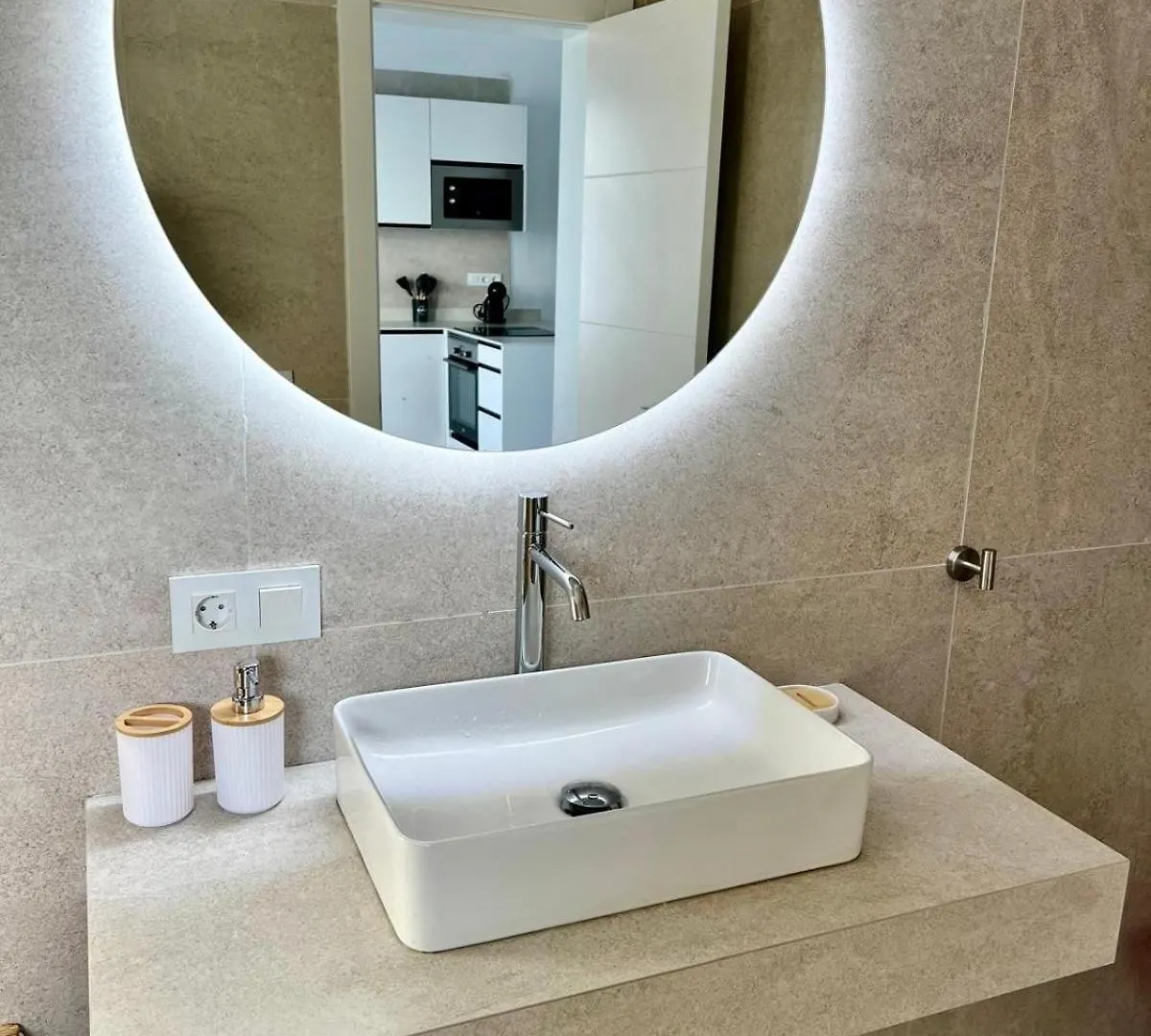 Cozy And Bright Lima Costa Adeje Suite Apartment
